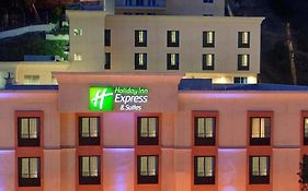 Holiday Inn Express & Suites Hollywood Walk of Fame